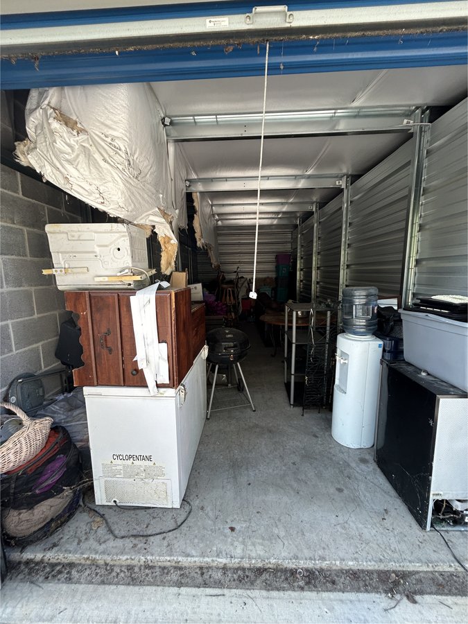 10 x 25 storage unit in Chambersburg, PA