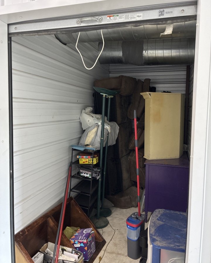 5 x 10 storage unit in Siloam Springs, AR