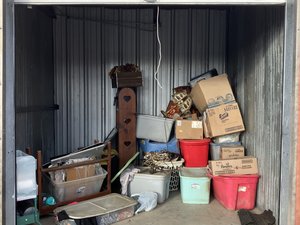 10 x 10 unit in Greenville
