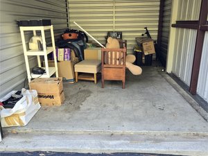 10 x 15 unit in Fayetteville