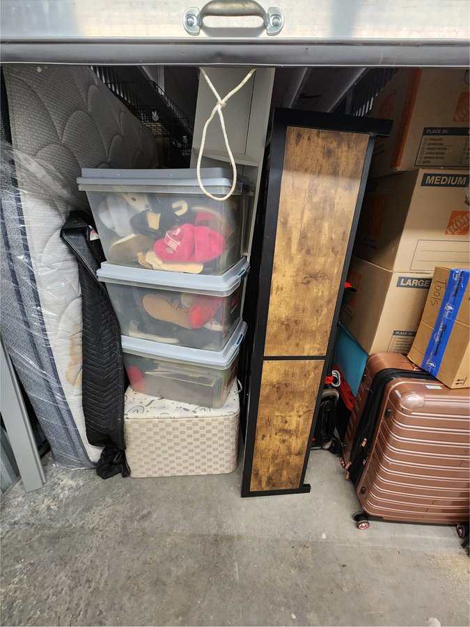 7 x 14 storage unit in New Brunswick, NJ