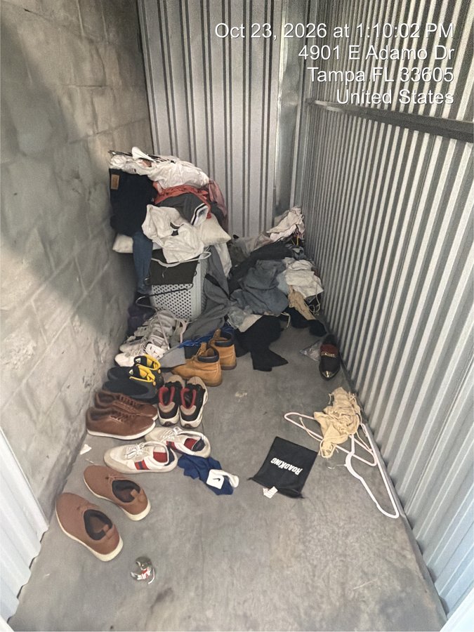 5 x 10 storage unit in Tampa, FL