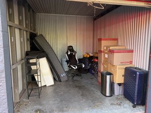10 x 15 storage unit in Manassas, VA