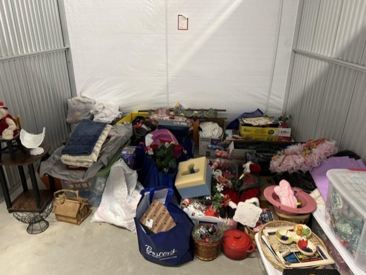10 x 10 storage unit in Delmar, MD