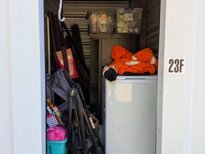5 x 10 unit in Caryville