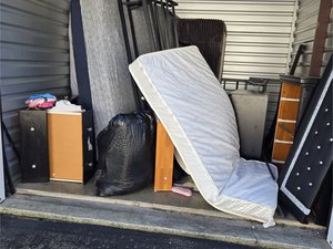 10 x 10 unit in Fayetteville