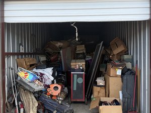 10 x 30 unit in Greenville