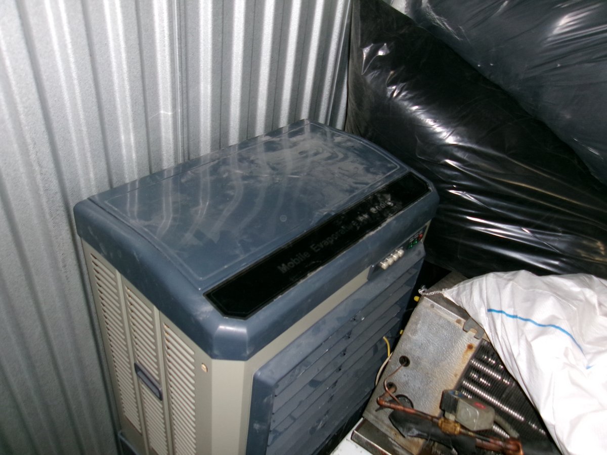 10 x 10 storage unit in Columbus, OH