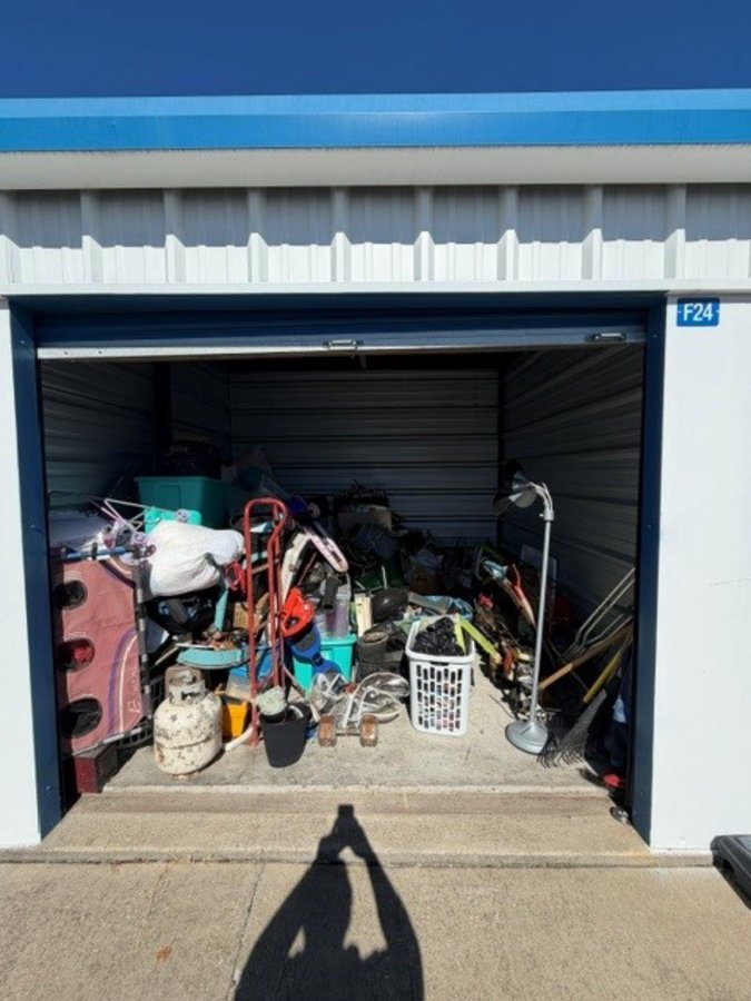 10 x 10 storage unit in Owensboro, KY