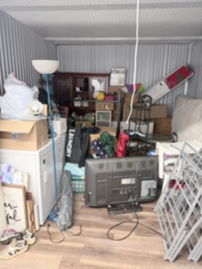 10 x 12 storage unit in Hooksett, NH