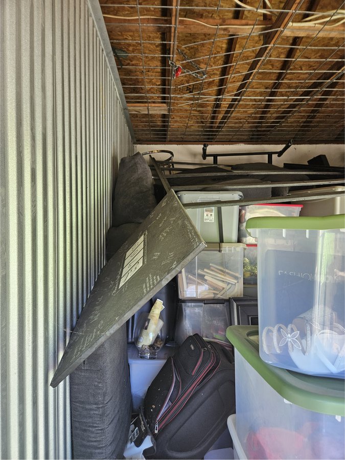 10 x 15 storage unit in Louisville, KY