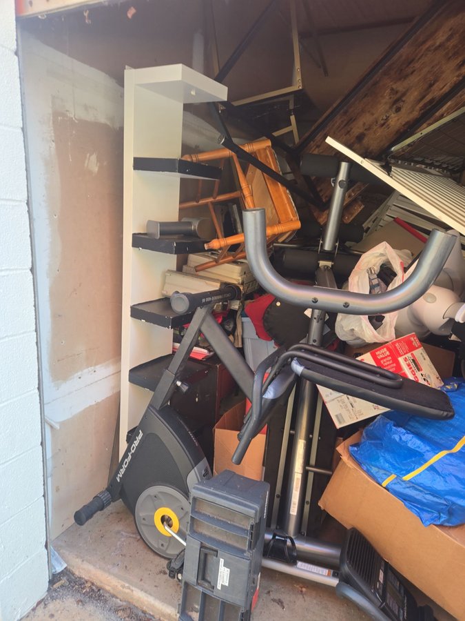 10 x 10 storage unit in Randallstown, MD