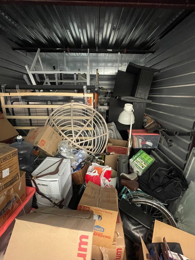 10 x 15 storage unit in Las Vegas, NV