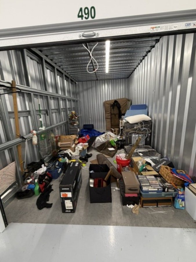 10 x 20 storage unit in Richmond, VA