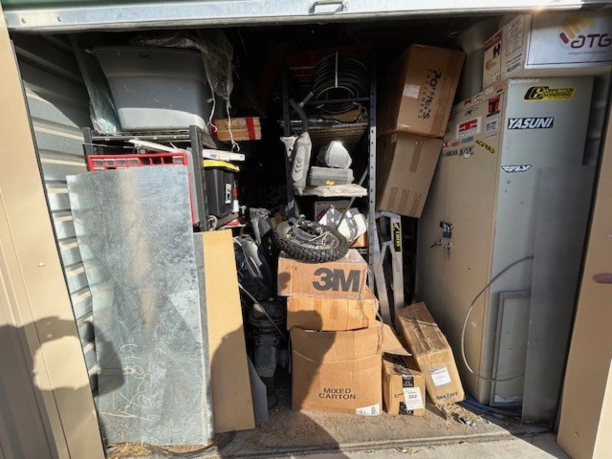 10 x 15 storage unit in Las Vegas, NV