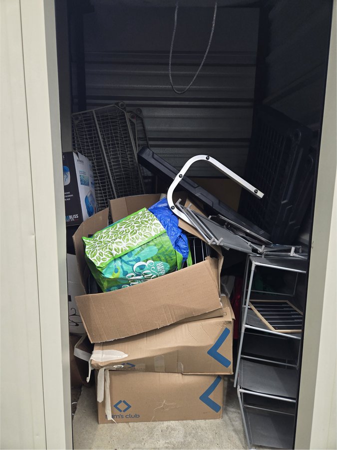 5 x 5 storage unit in New Bern, NC