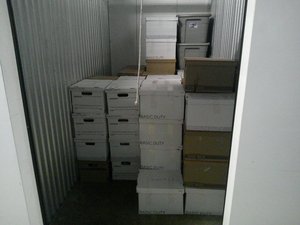 5 x 10 unit in Laurel