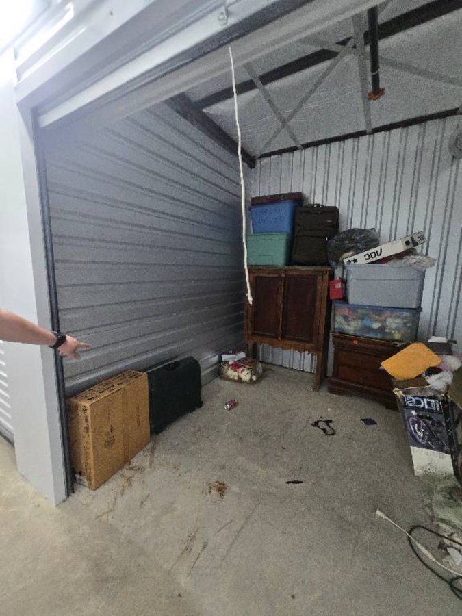 10 x 10 storage unit in Mcallen, TX