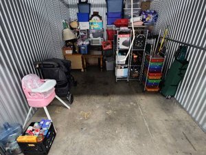 10 x 15 unit in Pensacola