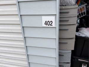 5 x 10 unit in Davenport
