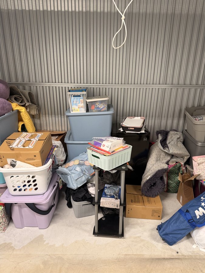 5 x 10 storage unit in Weston, FL