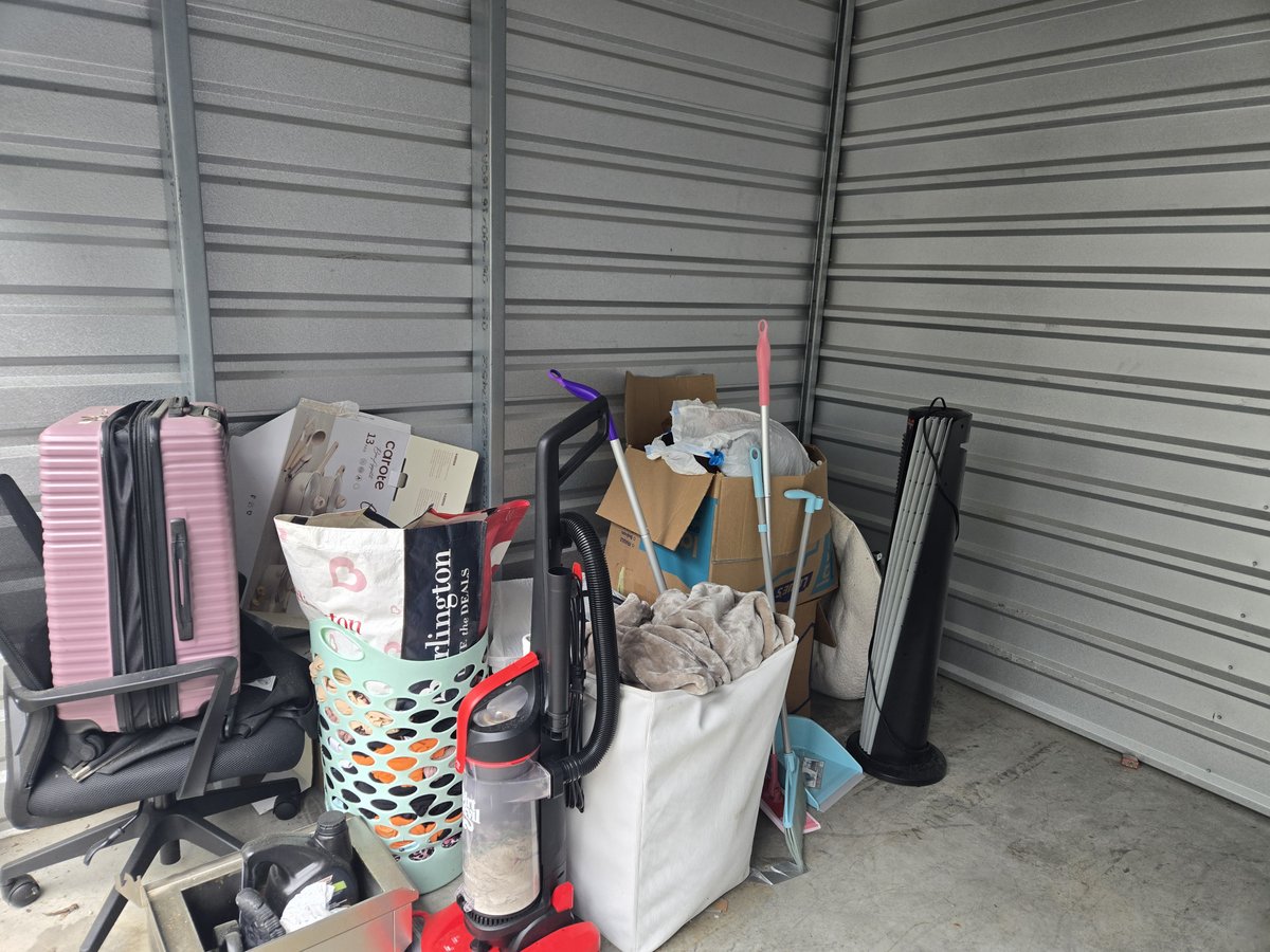 10 x 10 storage unit in New Bern, NC