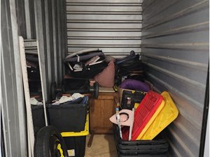5 x 10 unit in Georgetown