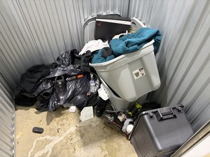5 x 5 unit in Highland Park