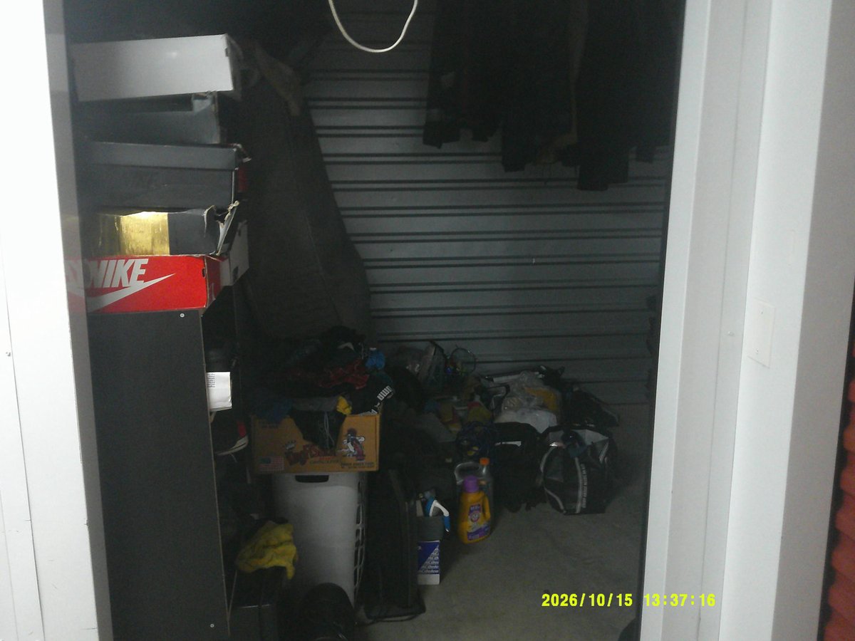 10 x 10 storage unit in Herndon, VA