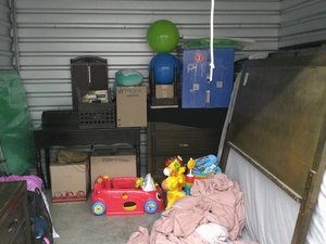 10 x 10 unit in Columbus