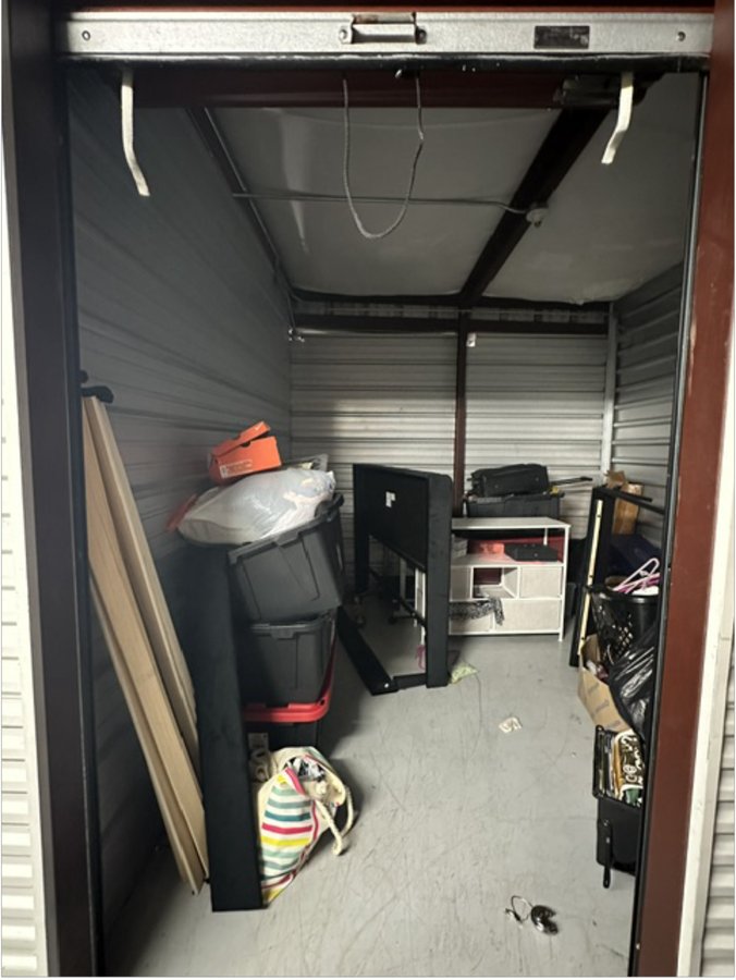 10 x 10 storage unit in Austin, TX
