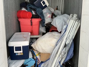 4 x 8 unit in Sacramento