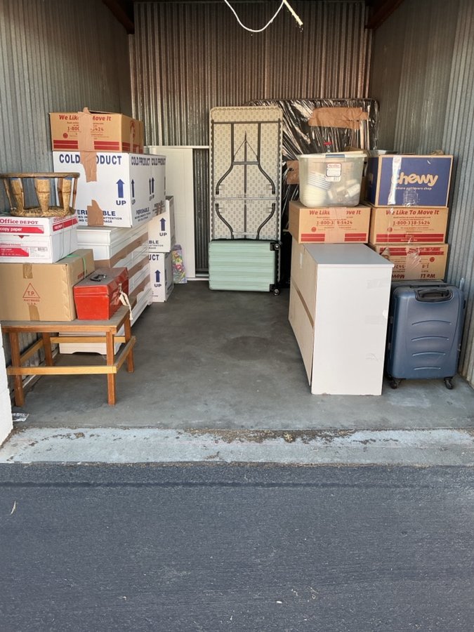 9 x 13 storage unit in Sacramento, CA
