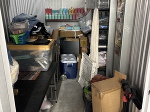5 x 10 unit in North Bergen