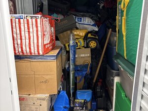 5 x 10 unit in North Bergen