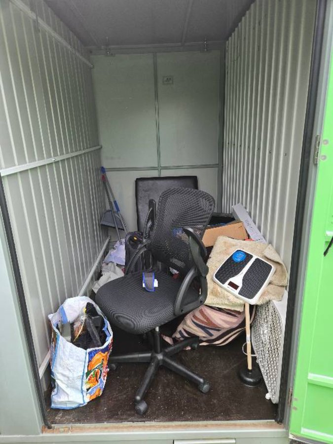 5 x 8 storage unit in Arlington, TX