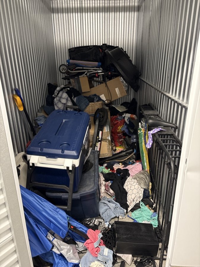 5 x 10 storage unit in North Bergen, NJ