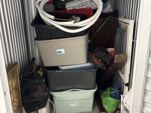 5 x 10 unit in North Bergen