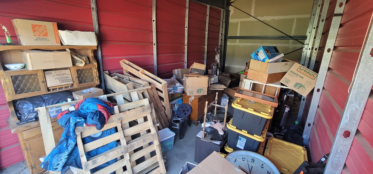10 x 30 storage unit in Canyondam, CA