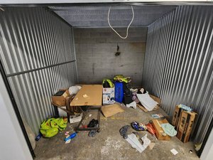 10 x 10 unit in Milwaukee