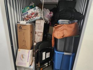 5 x 10 unit in Milwaukee