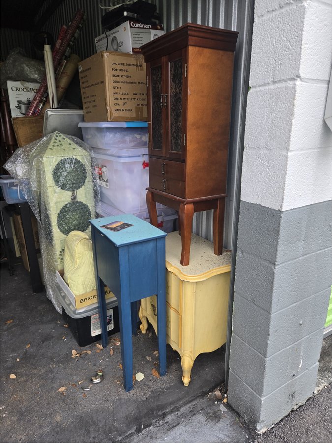 10 x 15 storage unit in North Lauderdale, FL