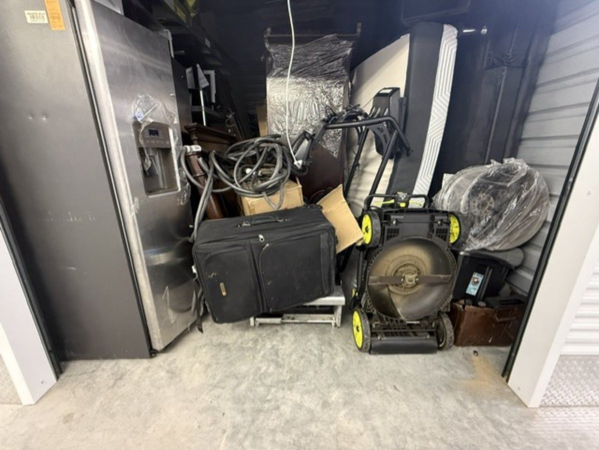 10 x 15 storage unit in Katy, TX