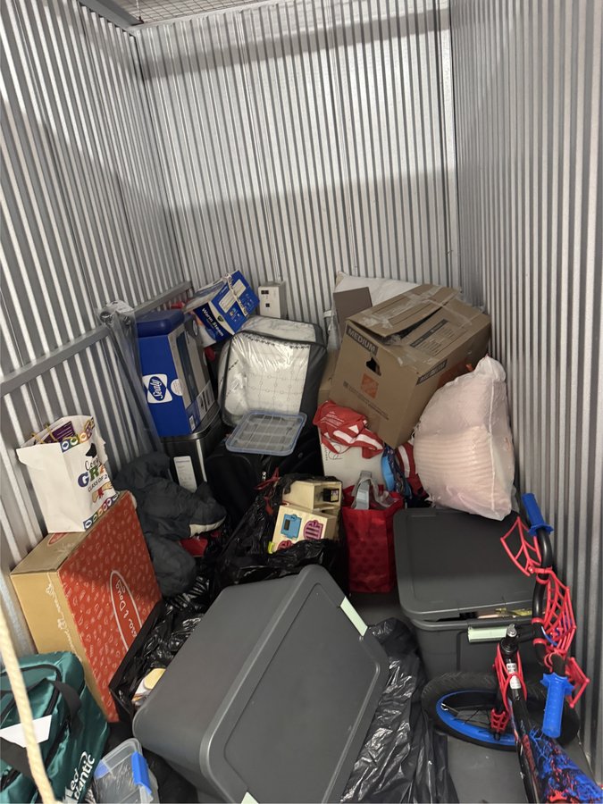 5 x 10 storage unit in Bronx, NY