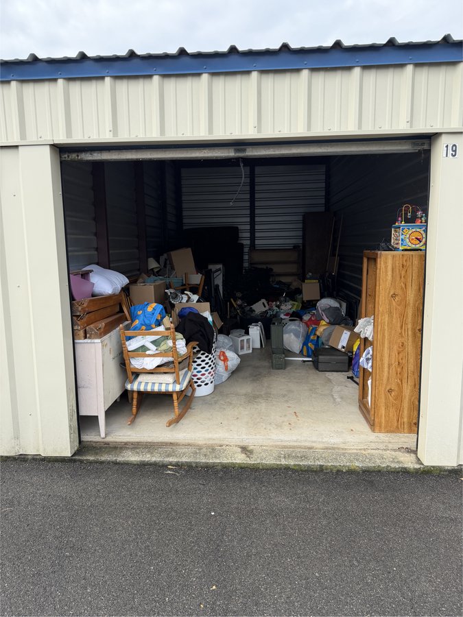 10 x 20 storage unit in Johnson City, NY