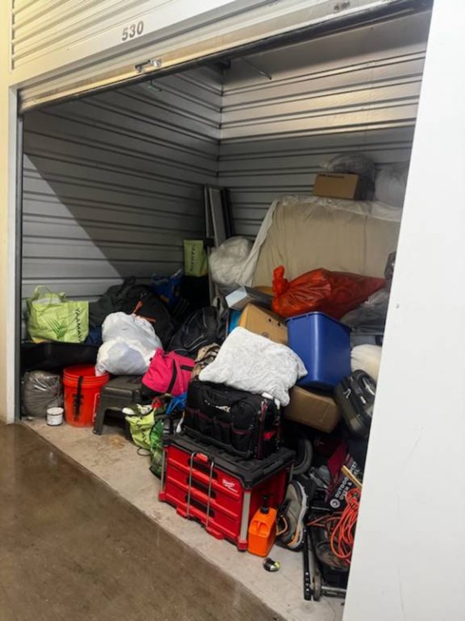 7 x 10 storage unit in San Bernardino, CA