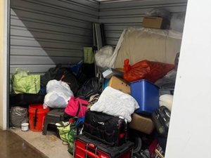 7 x 10 unit in San Bernardino