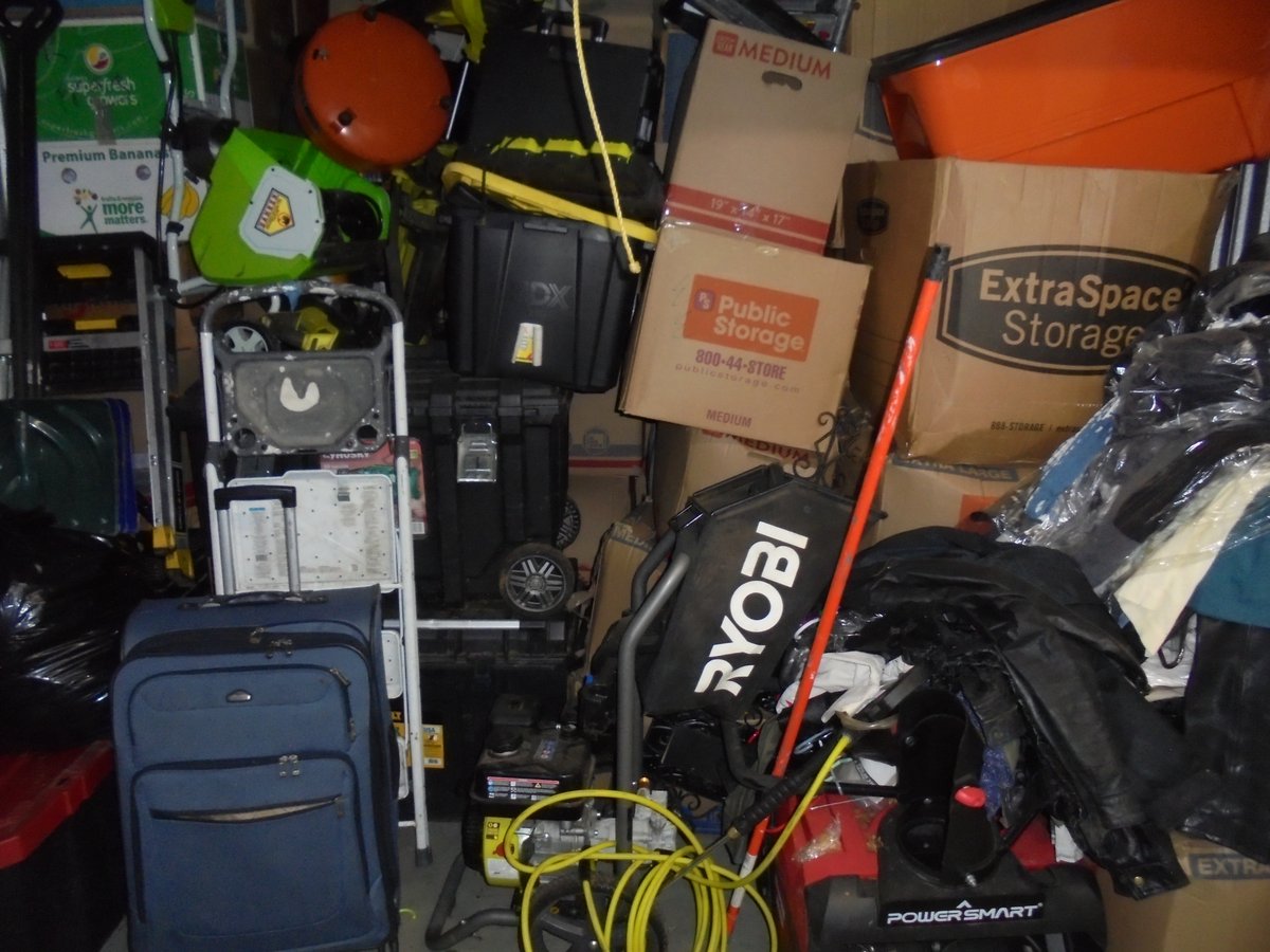 10 x 10 storage unit in Medford, MA
