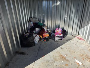 10 x 10 unit in Winston-Salem
