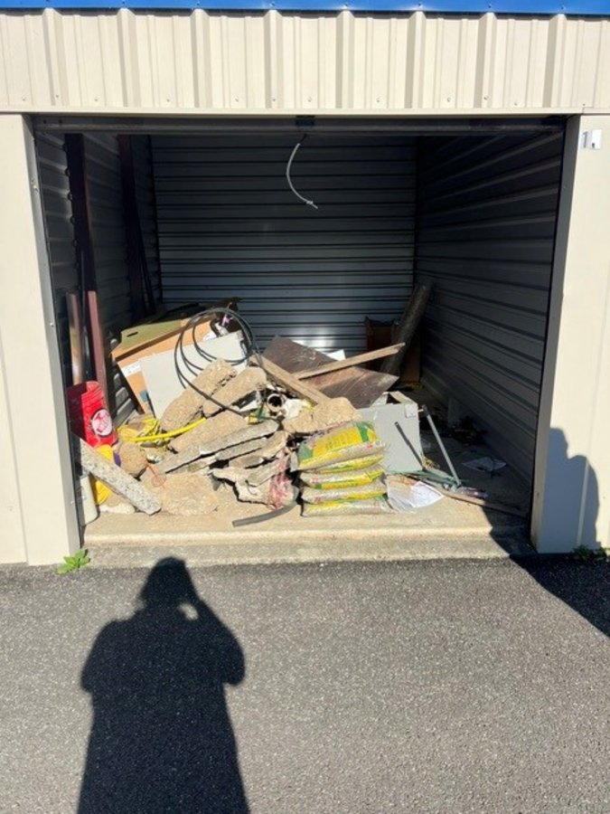 10 x 15 storage unit in Johnson City, NY